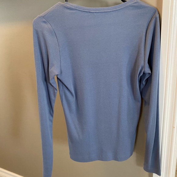 Club Monaco Top - Picture 3 of 5